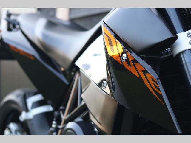 ktm - 690-duke