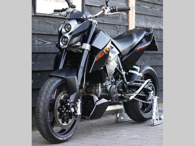 ktm - 690-duke