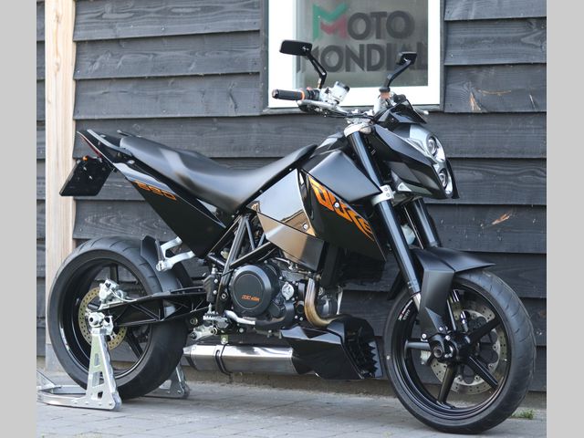 ktm - 690-duke