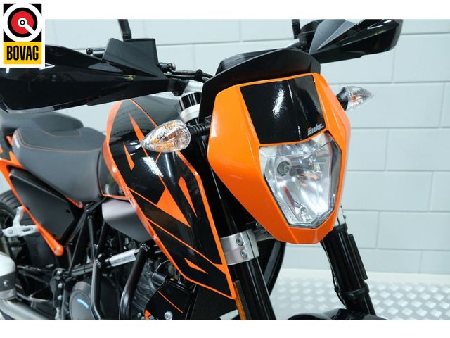 ktm - 690-duke