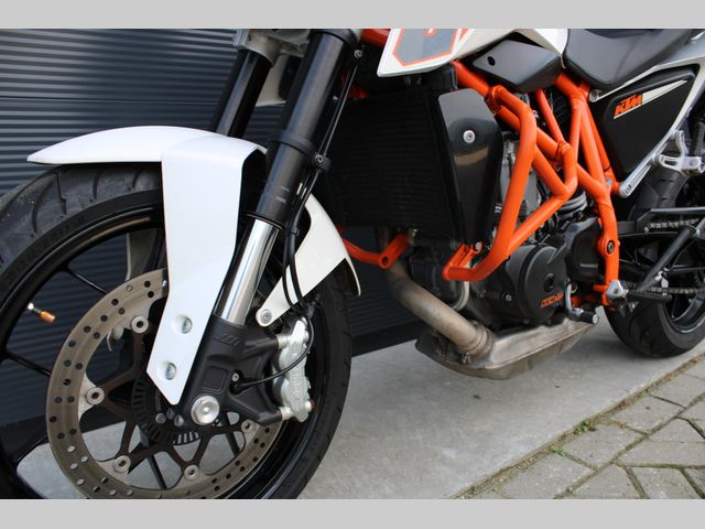 ktm - 690-duke