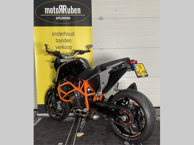 ktm - 690-duke