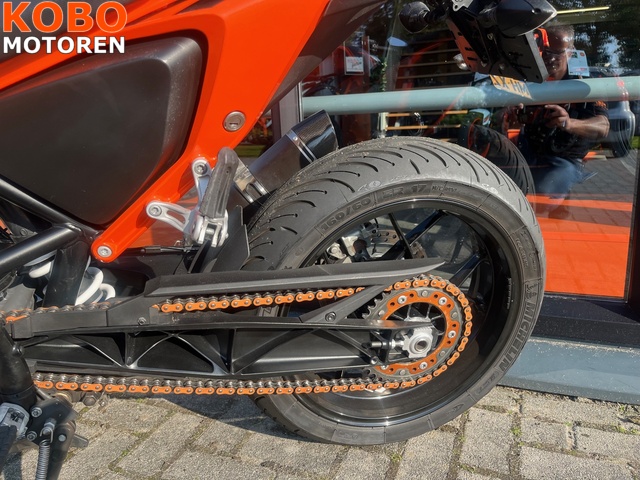 ktm - 690-duke