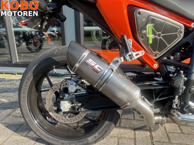 ktm - 690-duke