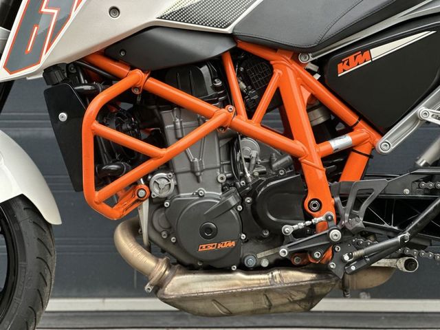 ktm - 690-duke