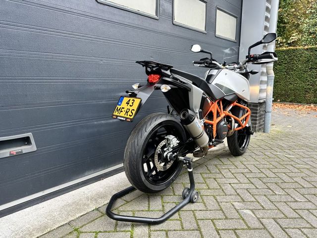 ktm - 690-duke