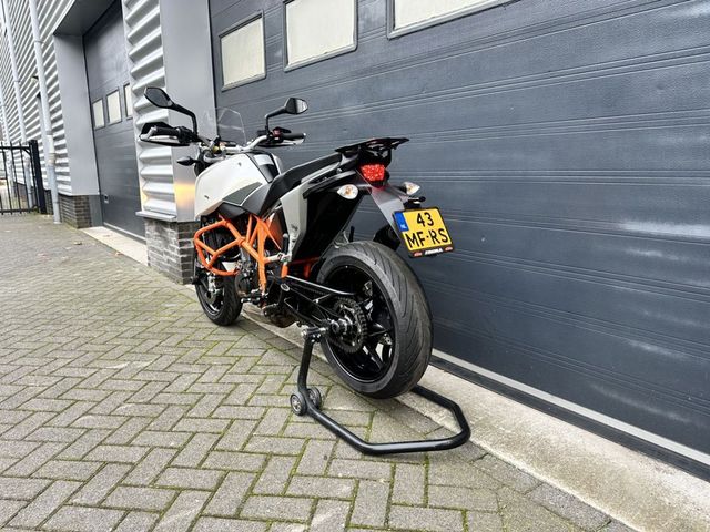 ktm - 690-duke