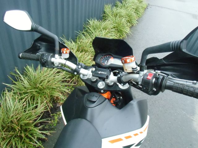 ktm - 690-duke