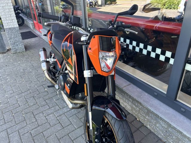 ktm - 690-duke