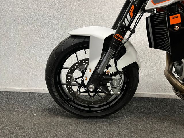 ktm - 690-duke