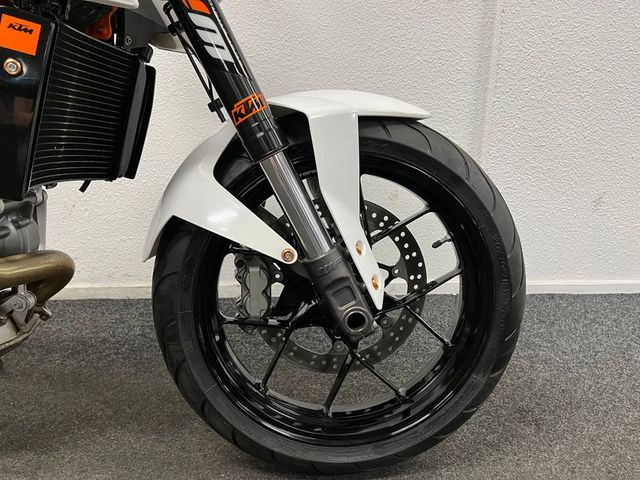 ktm - 690-duke