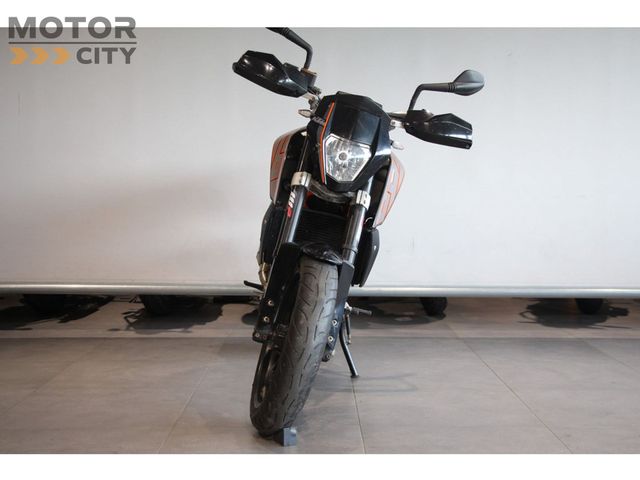 ktm - 690-duke