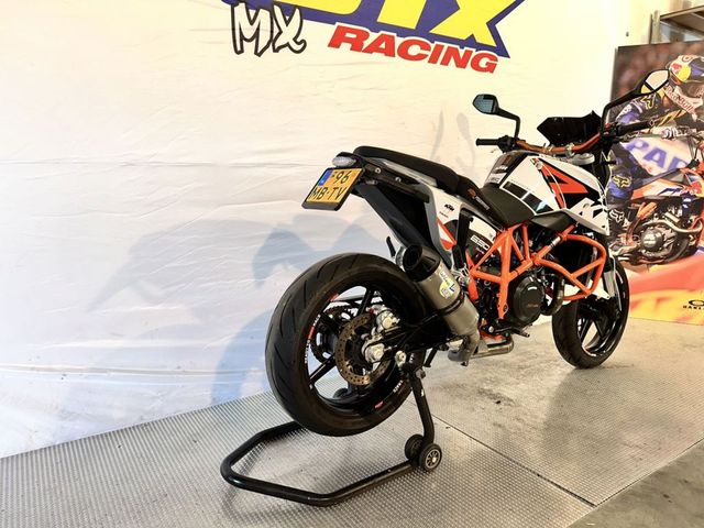 ktm - 690-duke