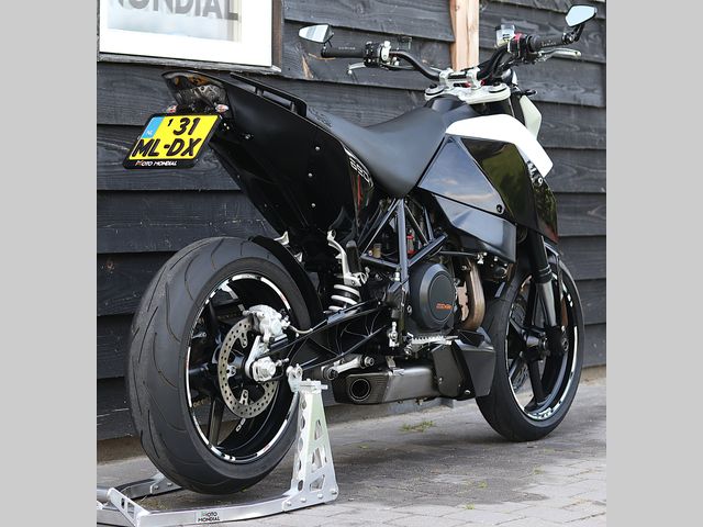 ktm - 690-duke