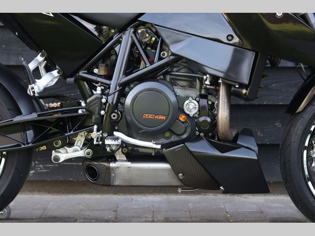 ktm - 690-duke