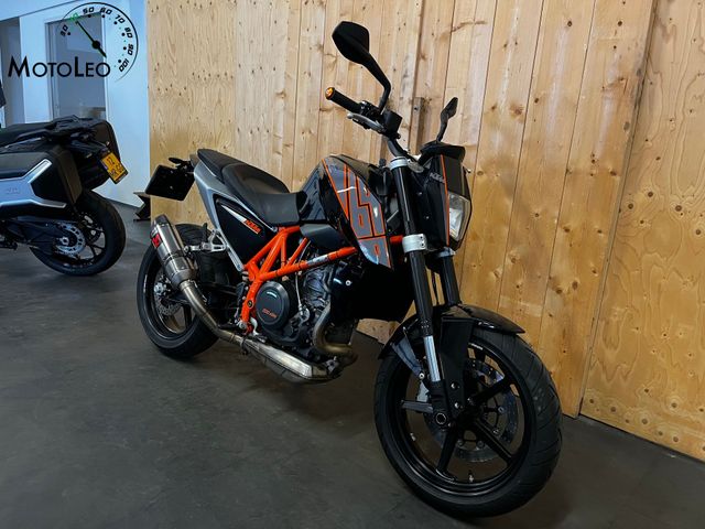 ktm - 690-duke-abs