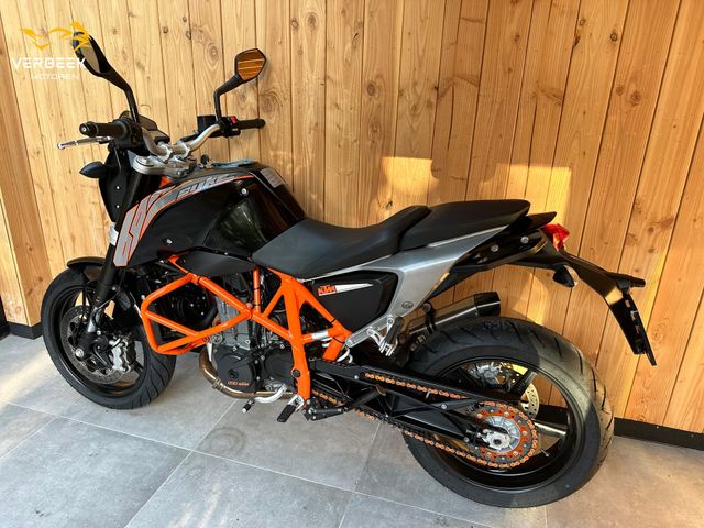 ktm - 690-duke-abs