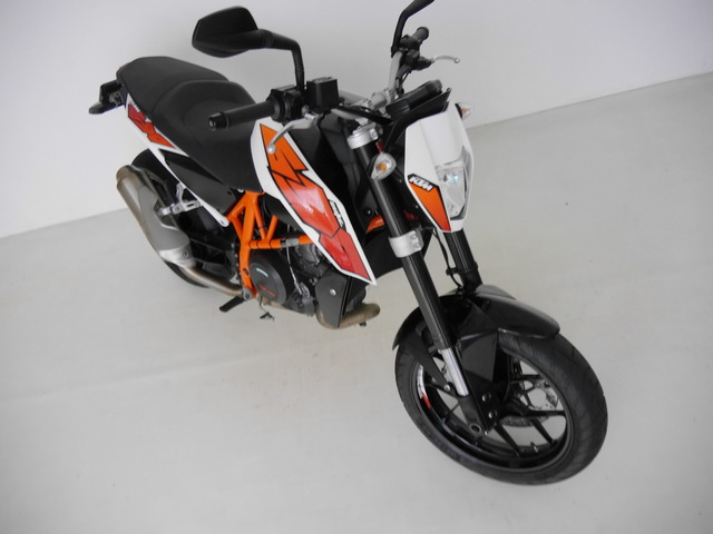 ktm - 690-duke-abs