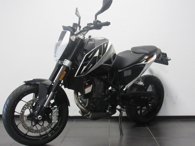 ktm - 690-duke-abs