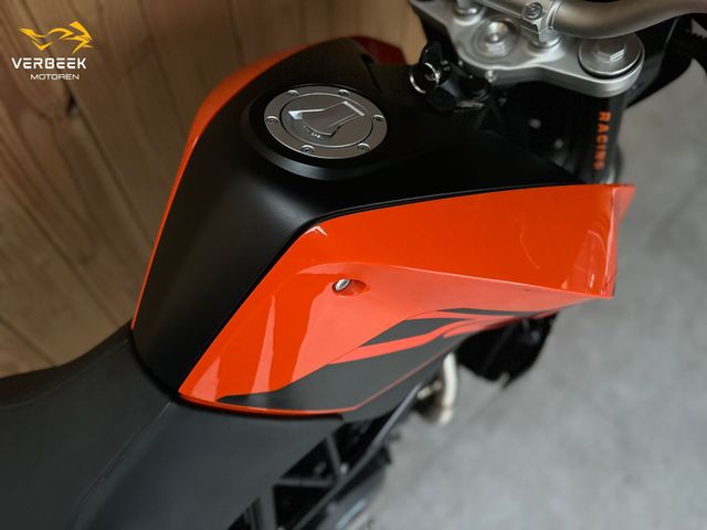 ktm - 690-duke-abs