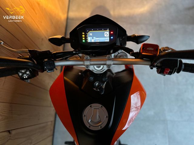 ktm - 690-duke-abs