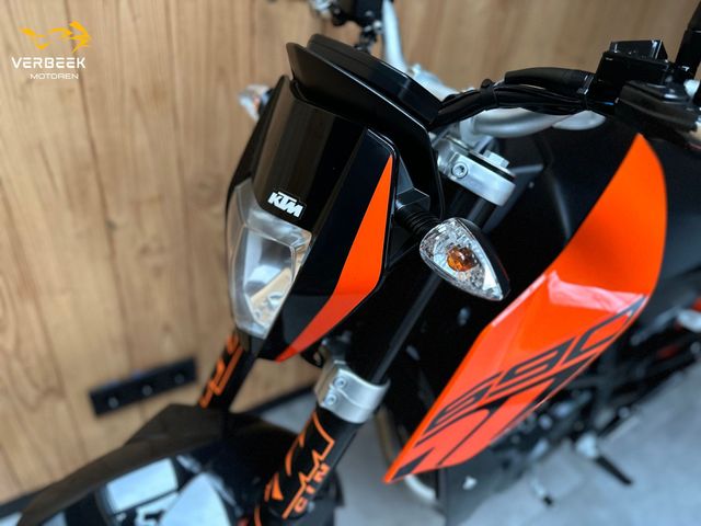 ktm - 690-duke-abs