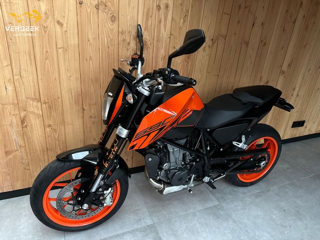 ktm - 690-duke-abs