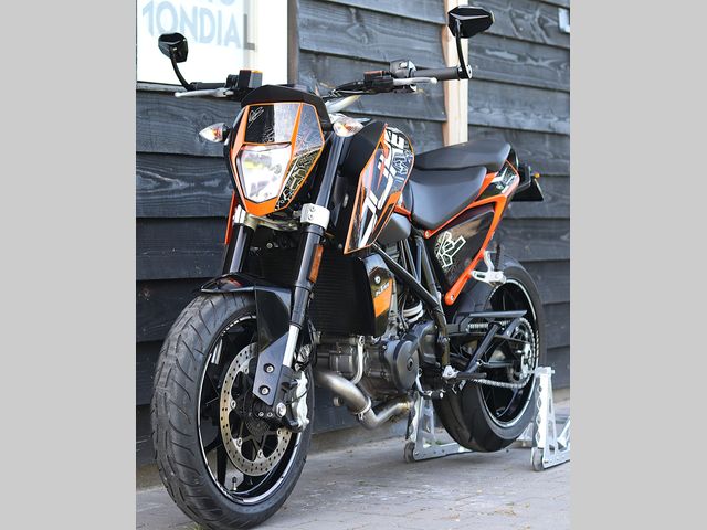 ktm - 690-duke-abs