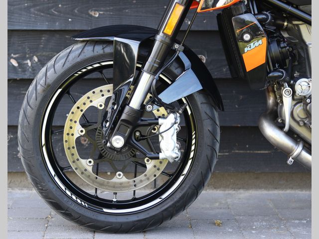 ktm - 690-duke-abs