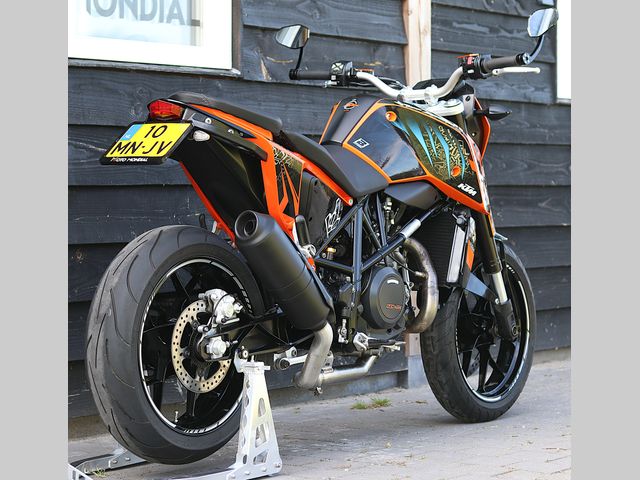 ktm - 690-duke-abs