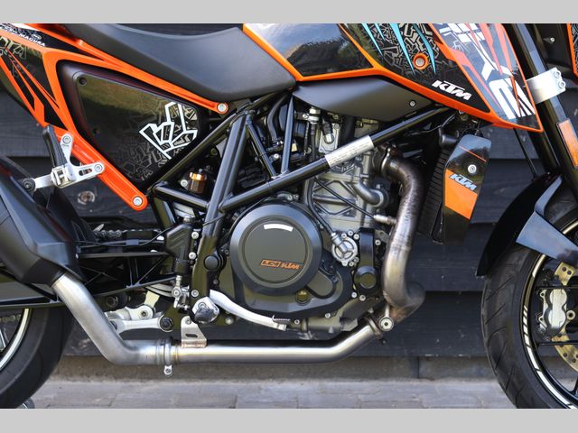ktm - 690-duke-abs