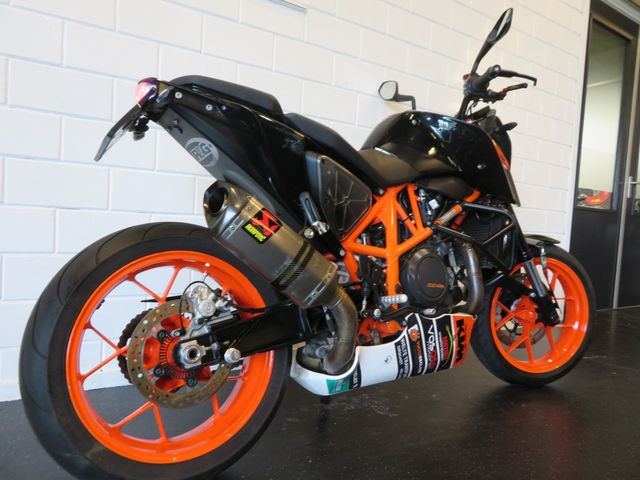 ktm - 690-duke-r