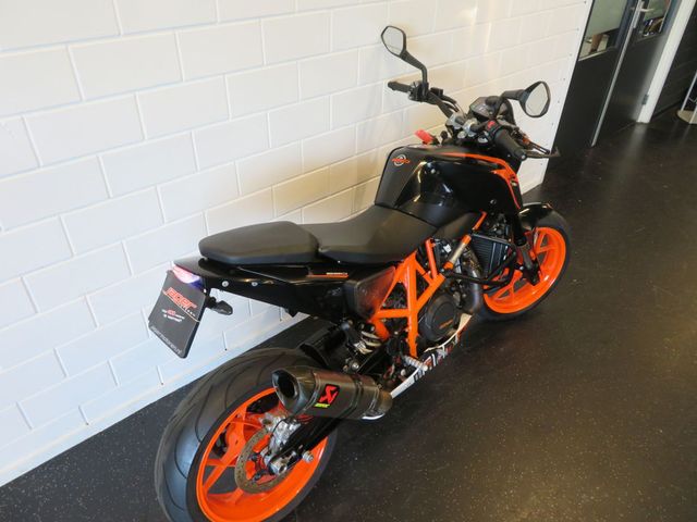 ktm - 690-duke-r