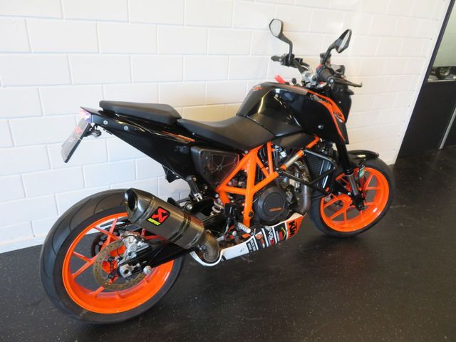 ktm - 690-duke-r