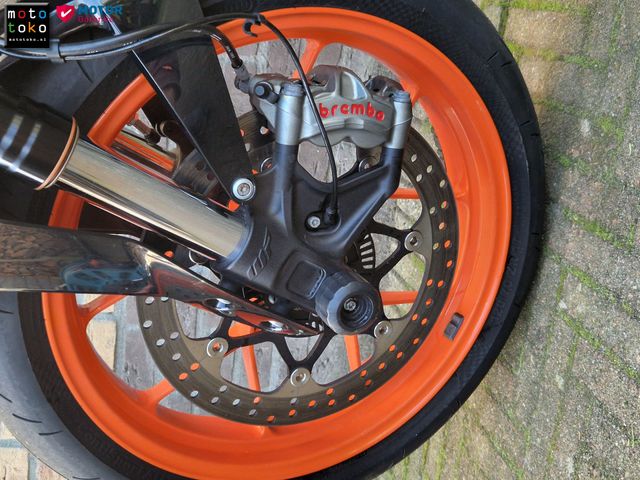 ktm - 690-duke-r