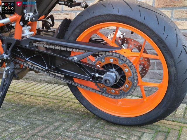 ktm - 690-duke-r