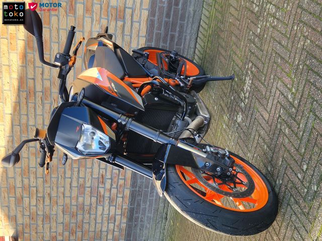 ktm - 690-duke-r