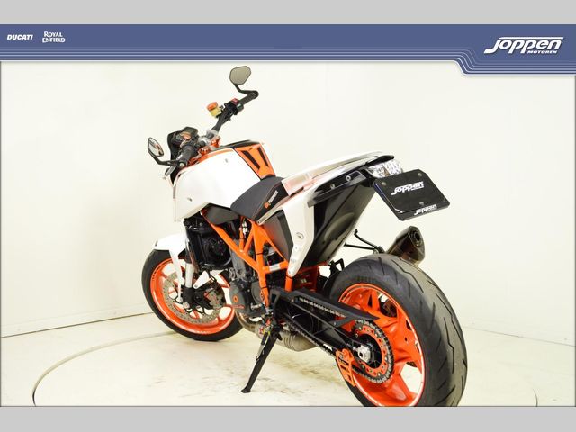 ktm - 690-duke-r