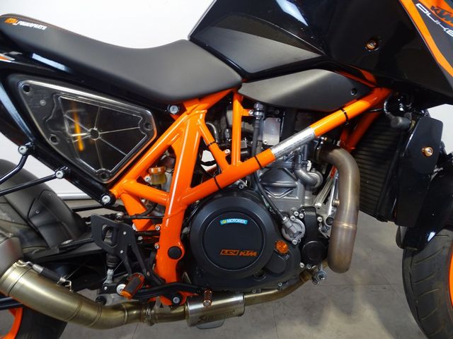 ktm - 690-duke-r-abs