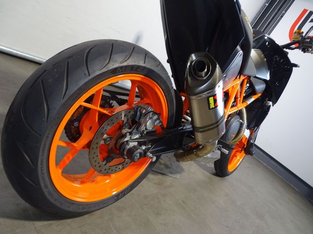 ktm - 690-duke-r-abs