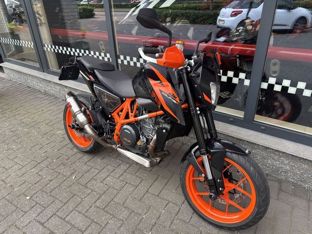 ktm - 690-duke-r-abs