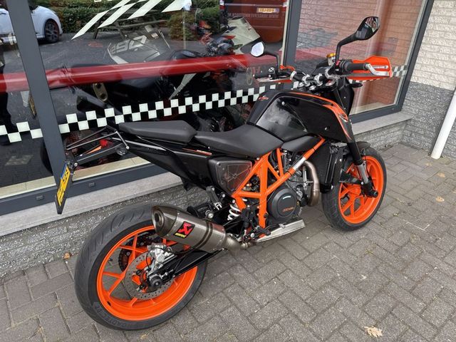 ktm - 690-duke-r-abs