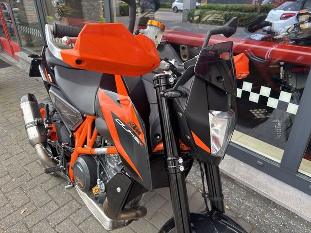 ktm - 690-duke-r-abs