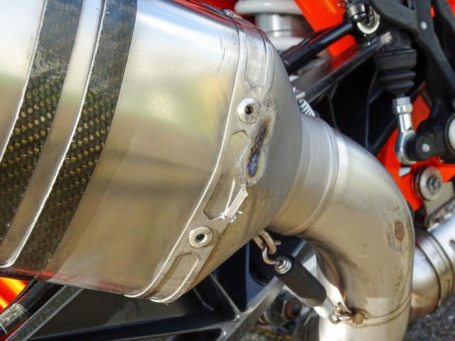 ktm - 690-duke-r-abs