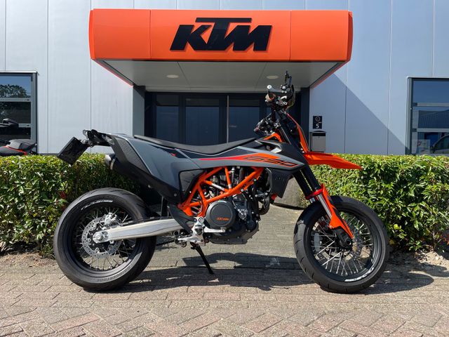 ktm - 690-smc-r