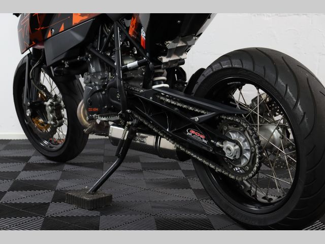 ktm - 690-supermoto