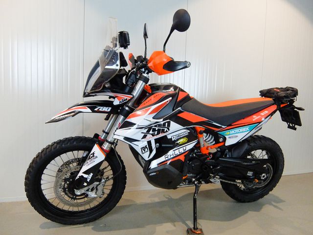 ktm - 790-adventure-r