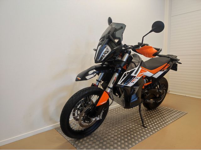 ktm - 790-adventure-r