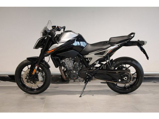 ktm - 790-duke