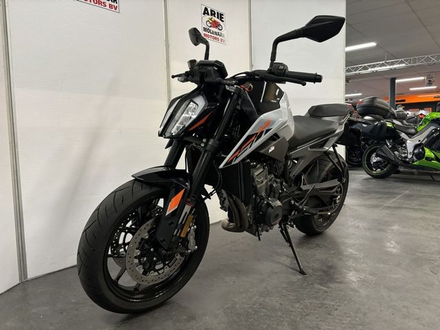 ktm - 790-duke